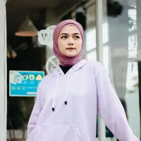 Sweater hoodie brand lokal vni.id