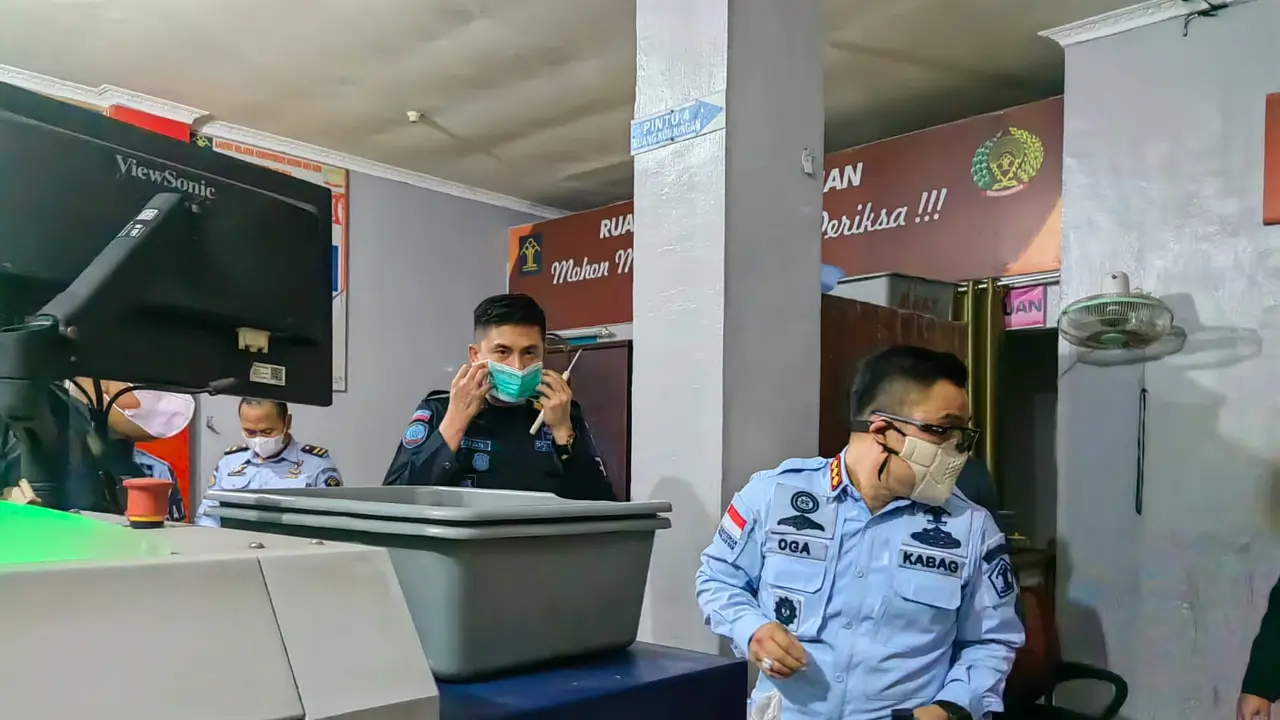 Razia di seluruh lapas dan rutan yang ada di wilayah Sumatera Selatan