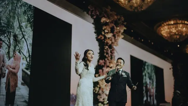 Gaun Pengantin Putri Tanjung