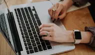 Ngecas Laptop Bisa Dilakukan Tanpa Power Adaptor, Begini Caranya