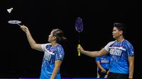 Aksi ganda campuran Indonesia, Praveen Jordan/Melati Daeva Oktavianti, pada laga Simulasi Olimpiade Tokyo 2020, di Pelatnas Cipayung, Jakarta, Kamis (17/6/2021). (Dok. PBSI)