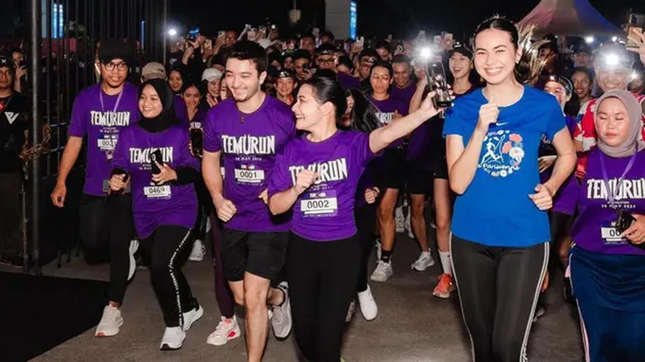 Prilly Latuconsina serta beberapa artis lainnya, termasuk Bryan Domani, ikut serta dalam event lari bertema 'TEMU5KRUN'. Diketahui bahwa acara ini juga merupakan bagian dari promosi film 'Temurun'.