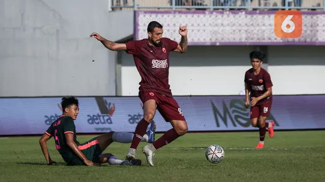 Laga Uji Coba: Persita Tangerang vs PSM Makassar