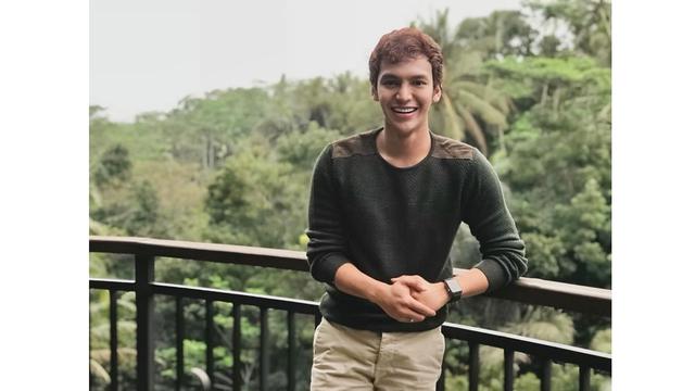 Tyo Anak Bintang