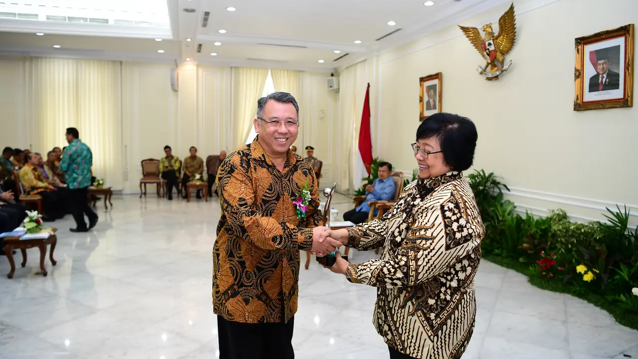 Jababeka Raih Anugerah Proper Hijau 2017