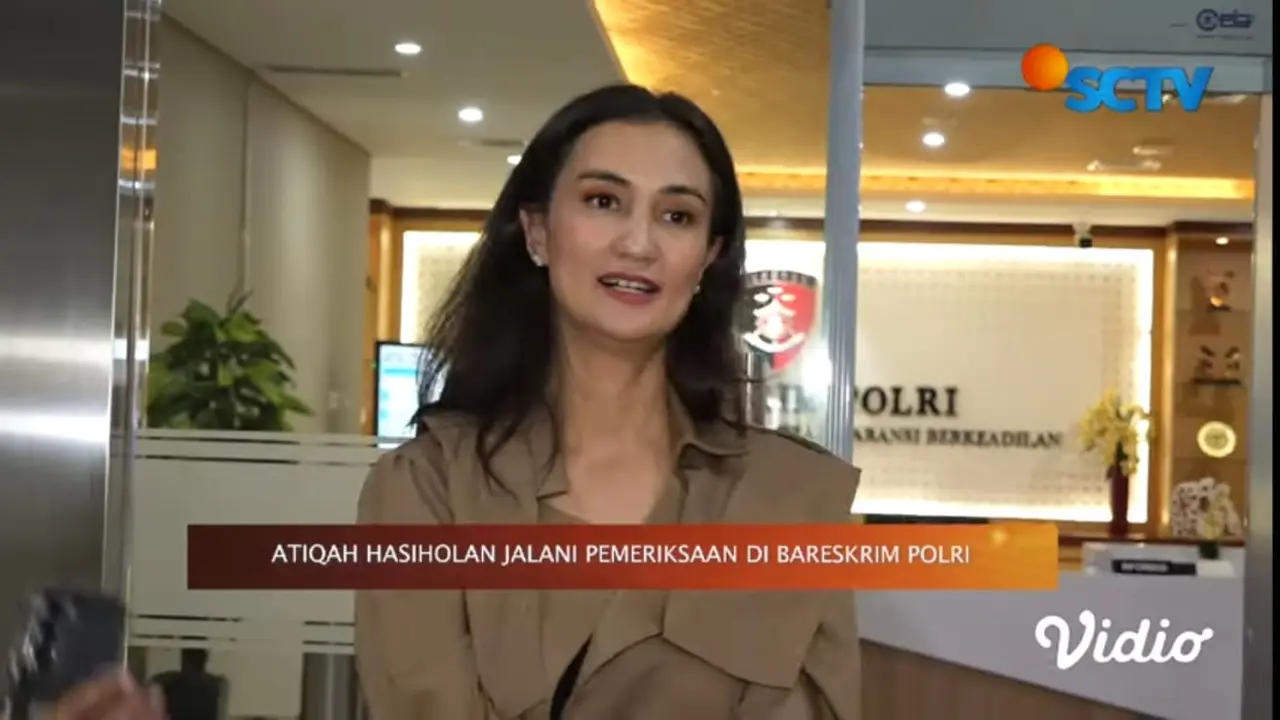 Atiqah Hasiholan. (Dok. Hot Shot - YouTube/ SCTV)