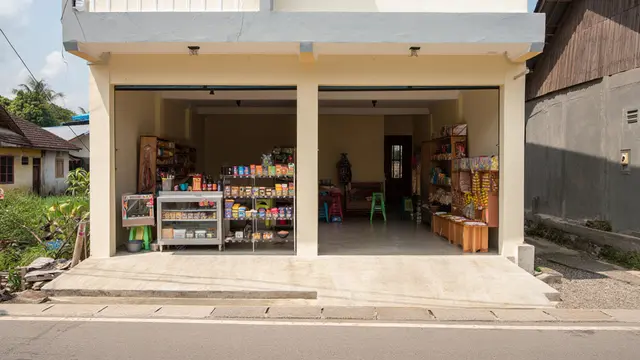 Desain Rumah Minimalis Desa dengan Garasi Multifungsi Jadi Tempat Usaha Kecil (AI)