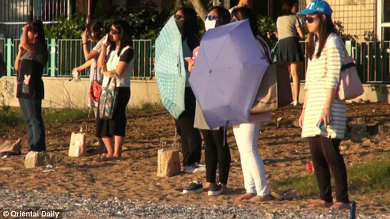 Sun Gazing, metode penurunan berat badan para wanita di Hong Kong.