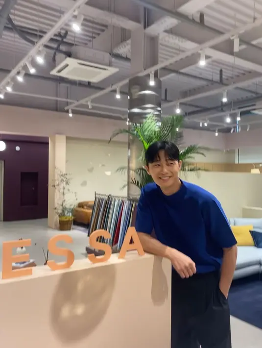 Diketahui bahwa Park Seo Joon lahir pada tanggal 16 Desember 1988 dan kini genap berusia 33 tahun. (FOTO: instagram.com/bn_sj2013/)