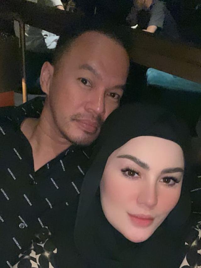 7 Potret Terbaru Jennifer Dunn dan Faisal Haris yang Masih Kerap Jadi Sorotan