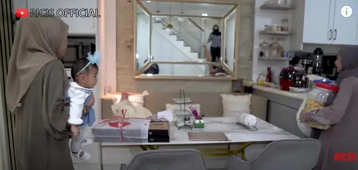 Potret Dapur Dara Arafah, Perpaduan Mewah dan Modern yang Mengagumkan