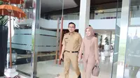 Potret Sahrul Gunawan dan Dine Mutiara menghadiri acara Kejaksaan Negeri Kabupaten Bandung (Sumber: Instagram/dine.pearl dan Instagram/sahrulgunawanofficial)