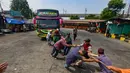 Peserta mengikuti lomba menarik bus di Terminal Lebak Bulus, Jakarta, Senin, 17 Agustus 2026. (KLY/ Arie Basuki)