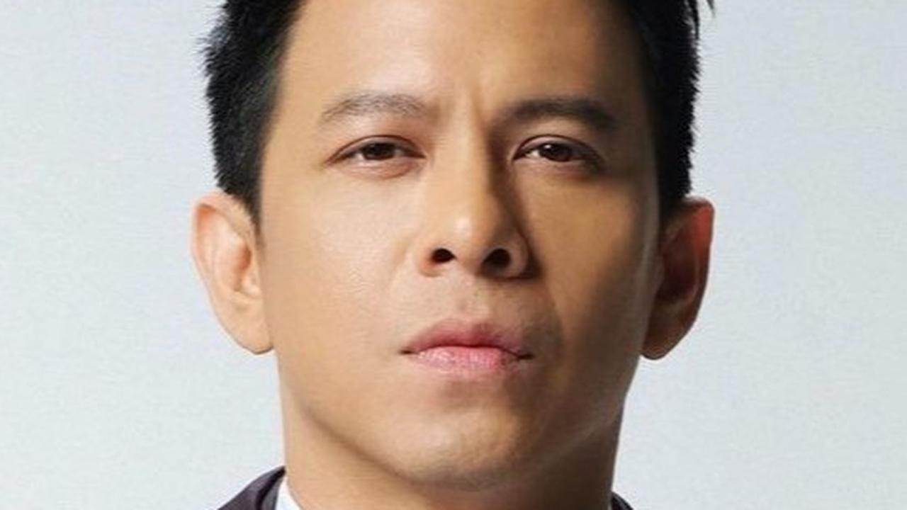 Ariel Noah Rogoh Puluhan Juta Ganti Knalpot Motor Kesayangannya, Turun Tangan Pasang Sendiri