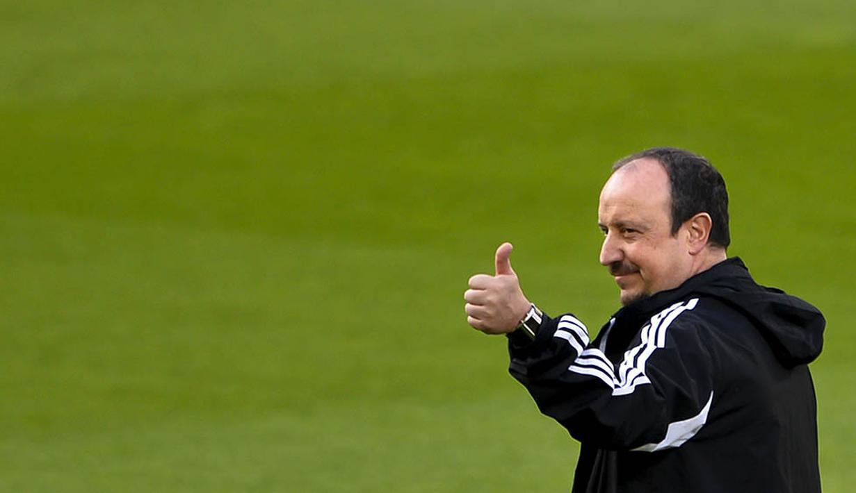 6. Rafael Benitez (2012-2013), 58.3% - Sukses bersama Liverpool membuatnya dipercaya bisa mengangkat prestasi Chelsea. Tetapi bersama Rafa  Chelsea hanya finis diperingkat ketiga dan akhirnya beberapa bulan kemudian dipecat. (AFP/Fabrice Coffrini)