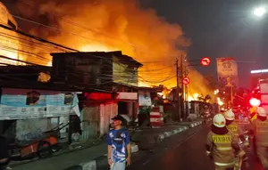 Kebakaran Rumah di Kebayoran Lama, 128 Personel Dikerahkan