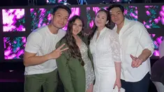 Salah satu yang masuk dalam daftar maraton kondangan Chelsea Islan dan Rob Clinton adalah menghadiri acara pernikahan Jessica Mila dan Yakup Hasibuan. Dalam momen ini, Chelsea dan Rob tampil serasi dengan busana serba putih. (Liputan6.com/IG/@robclintonkardinal)