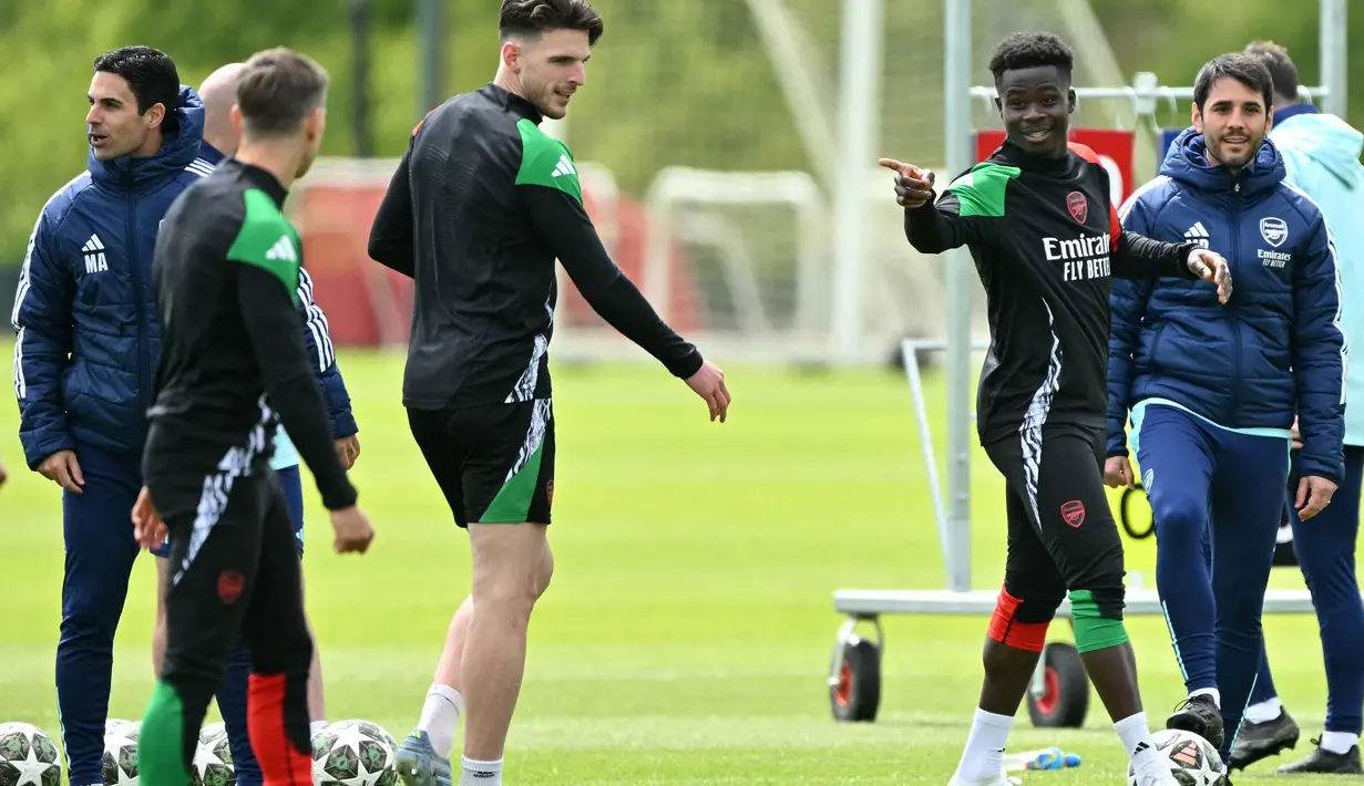 Latihan ini persiapan menghadapi Paris Saint-Germain (PSG) di leg kedua semifinal Liga Champions 2024/2025. (Glyn KIRK/AFP)
