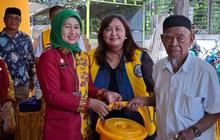 Pemerintah Kota Jakarta Barat Salurkan 400 Paket Bantuan Korban Banjir Jakarta Barat di Rawa Buaya
