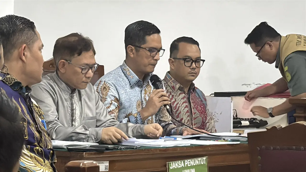 Sidang perdana praperadilan mantan Jaksa Agung Muda Bidang Tindak Pidana Khusus (Jampidsus) Febrie Adriansyah. (Liputan6.com/Ady Anugrahadi)