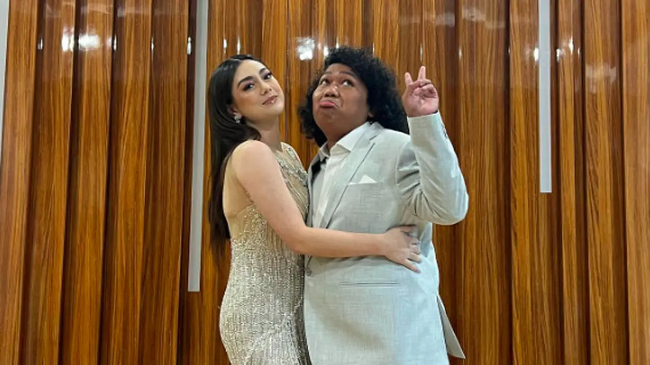 5 Potret Kedekatan Marshel Widianto dengan Celine Evangelista