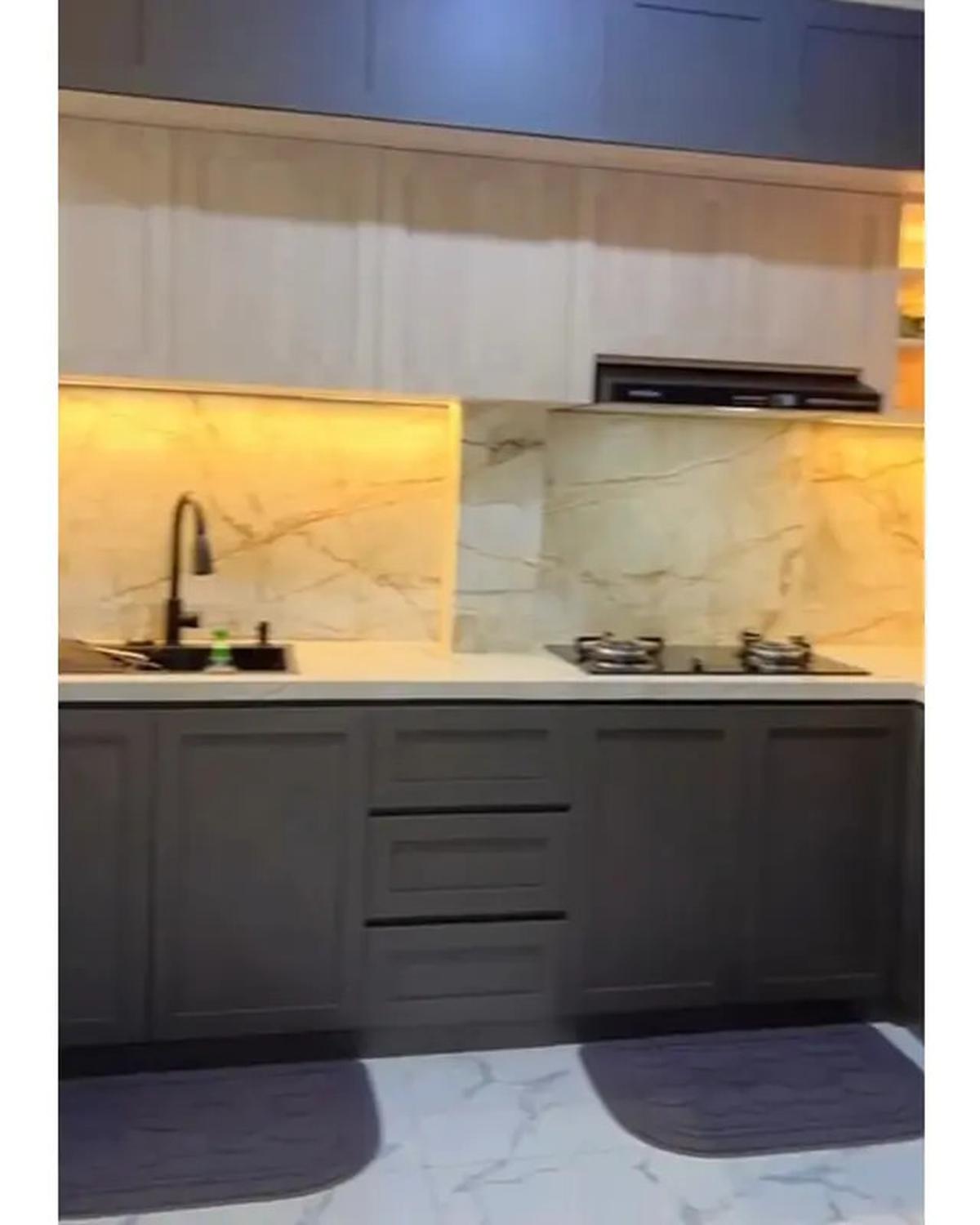 6 Potret Dapur Rumah Mpok Alpa yang Minimalis, Wujud Perjuangan Hasil Kerja Keras