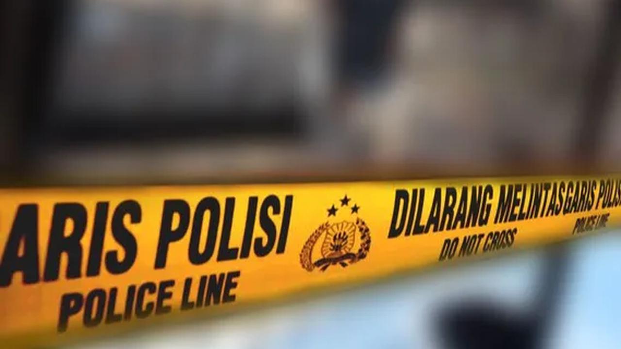 Kemudian aksi penipuan yang dilakukan E kepada para korban dengan dalih pelaku meminta pembayaran fee terlebih dulu secara bertahap. Dengan besaran fee sebesar Rp200-Rp300 ribu.