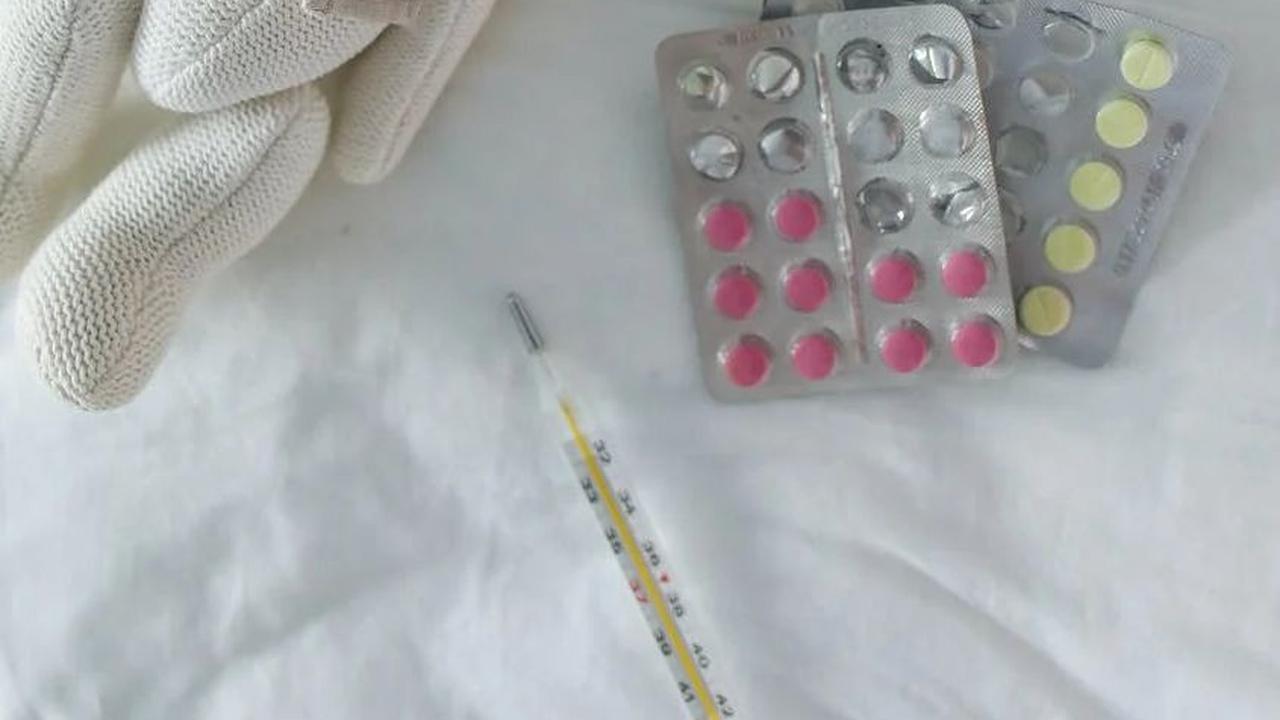 Selain mengetahui tindakan pertolongan pertama, pencegahan juga sangat penting. Kejang demam pada anak dapat dicegah dengan obat penurun panas yang aman, seperti parasetamol.