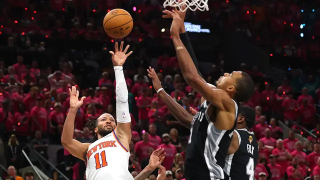 Jalen Brunson memimpin Knicks kalahkan Spurs di game pertama NBA Finals 2026