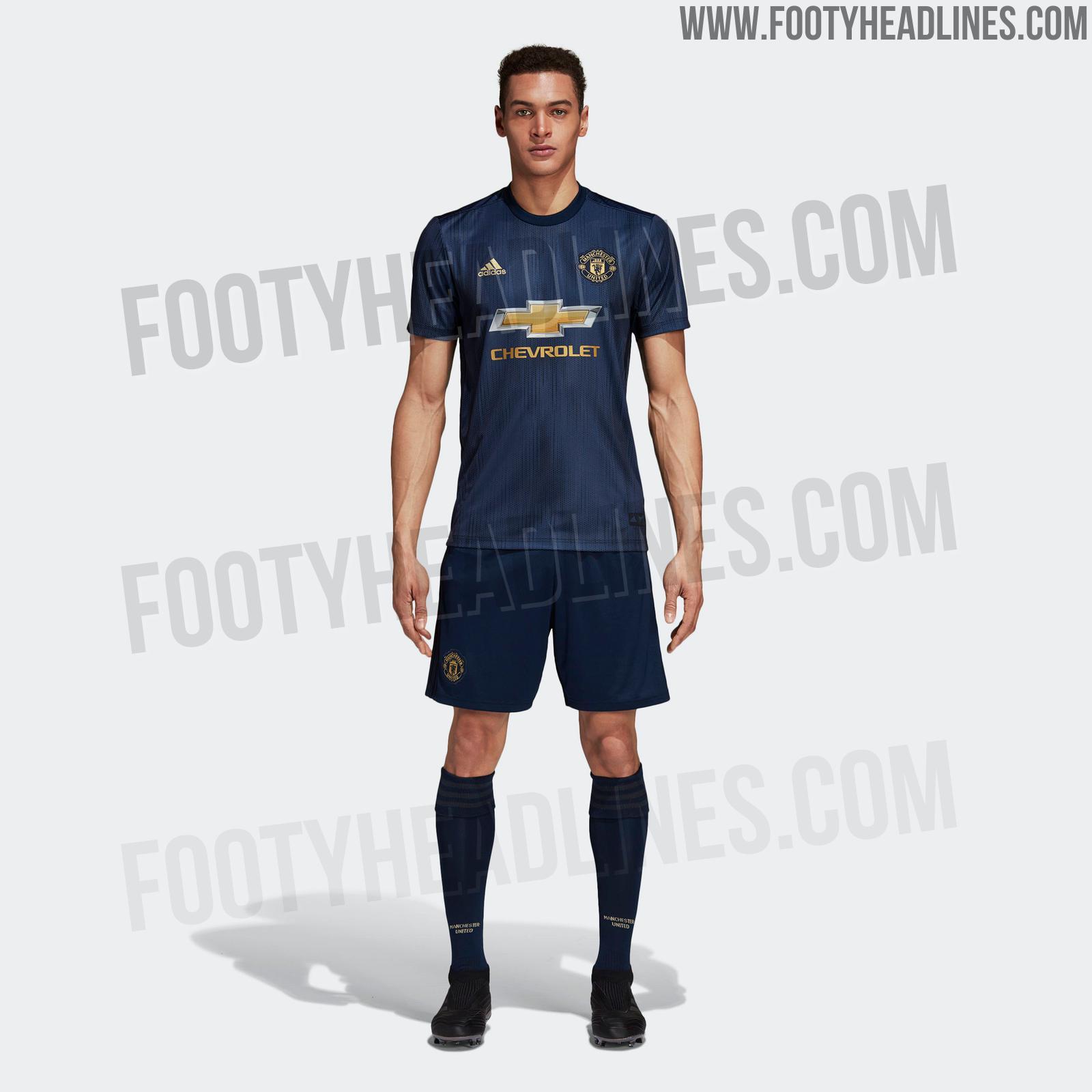 Jersey ketiga Manchester United (footyheadlines)