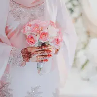 Suami lebih tua 14 tahun./Copyright shutterstock.com