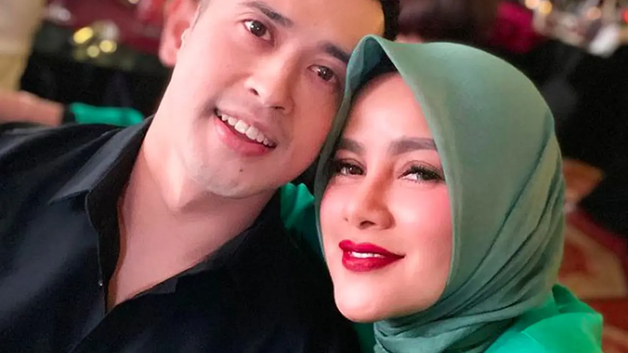 Potret Kemesraan Olla Ramlan dan Aufar Hutapea Selama Menikah