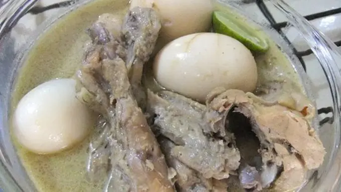 Ilustrasi opor ayam./Copyright wikimedia commons/sakurai midori