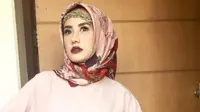 Buka Tutup Hijab, Shinta Bachir Tidak Ingin Jadi Orang Munafik