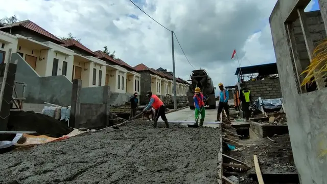 Kementerian PUPR telah membangun prasarana, sarana dan utilitas (PSU) berupa jalan lingkungan untuk 50 unit rumah bersubsidi di Bali. (Dok Kementerian PUPR)