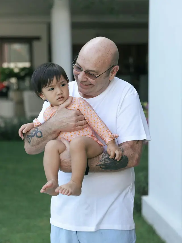 Sumber Instagram: debuelejohan2018