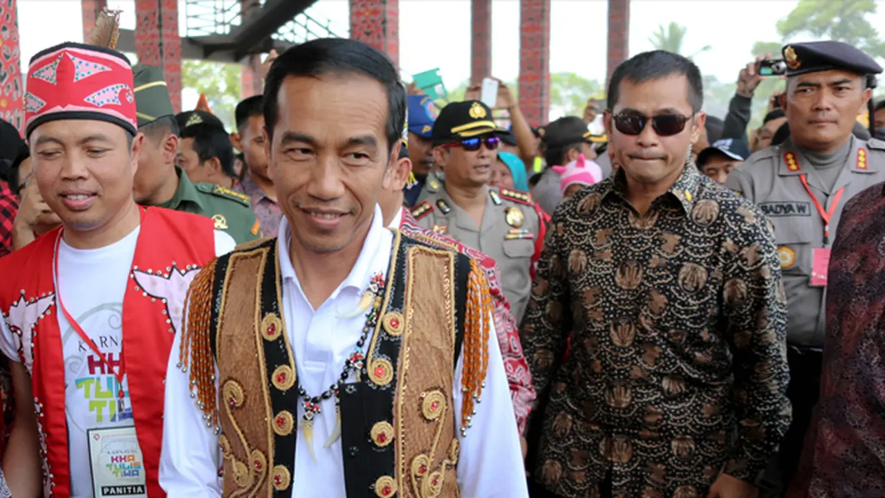 20150822-Jokowi-Karnaval Khatulistiwa