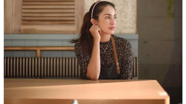 [Bintang] Ussy Sulistiawaty dan Andhika Pratama