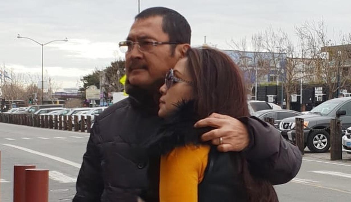 Potret Ulang Tahun Pernikahan ke-19 Mayangsari dan Bambang 