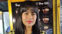 Usai Bisnis Herbal, Lia Callia Kini Buka Gerai Minuman Kekinian