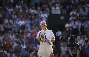 Karolina Muchova Cetak Sejarah Baru di Wimbledon 2026 Usai Kalahkan Naomi Osaka