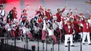 Atlet Para Games Indonesia melakukan defile saat pembukaan Asian Para Games 2018 di Stadion Utama Gelora Bung Karno, Jakarta, Sabtu (6/10). Asian Para Games 2018 berlangsung 6-13 Oktober. (Liputan6.com/Helmi Fithriansyah)