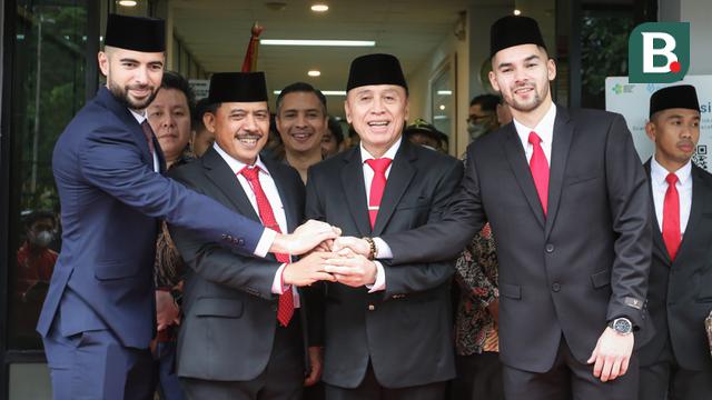 Pengambilan Sumpah Janji Setia Pewarganegaraan Jordi Amat dan Sandy Walsh