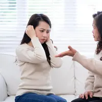 Seorang ibu dan anaknya (Foto Dok: Freepik/timeimage).
