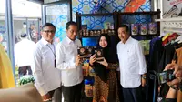 Presiden RI Joko Widodo meresmikan Halal Park sebagai Moslem District Destination yang berlokasi di Jalan Pintu Satu Senayan, Jakarta, Selasa (16/4).