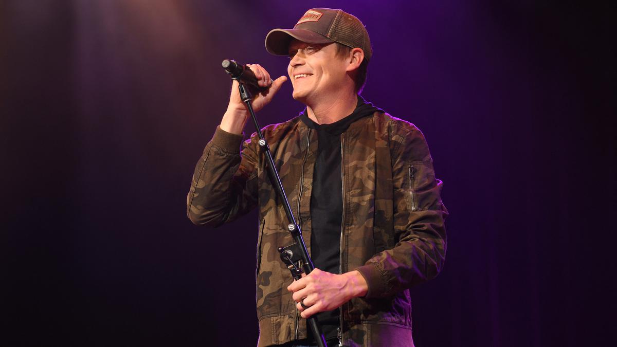 Brad Arnold Sang Vokalis 3 Doors Down Meninggal Dunia Usai Berjuang Hadapi Kanker Ginjal