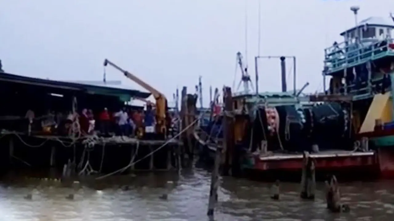 20150904-Kapal Karam-Malaysia