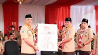 Sekretaris Daerah (Sekda) Kabupaten Tangerang, Mochamad Maesyal Rasyid bersama Bupati Ahmed Zaki Iskandar dalam suatu acara. (Istimewa)