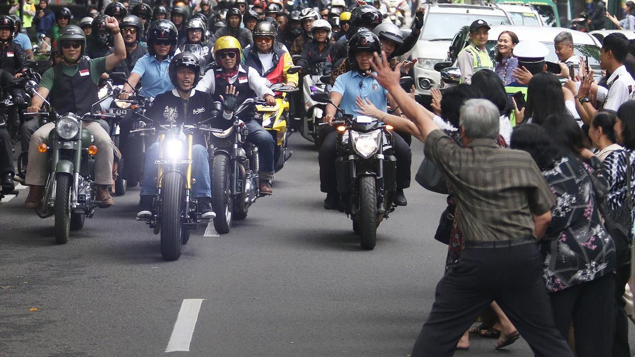 Gaya Jokowi dan Sepeda Motornya