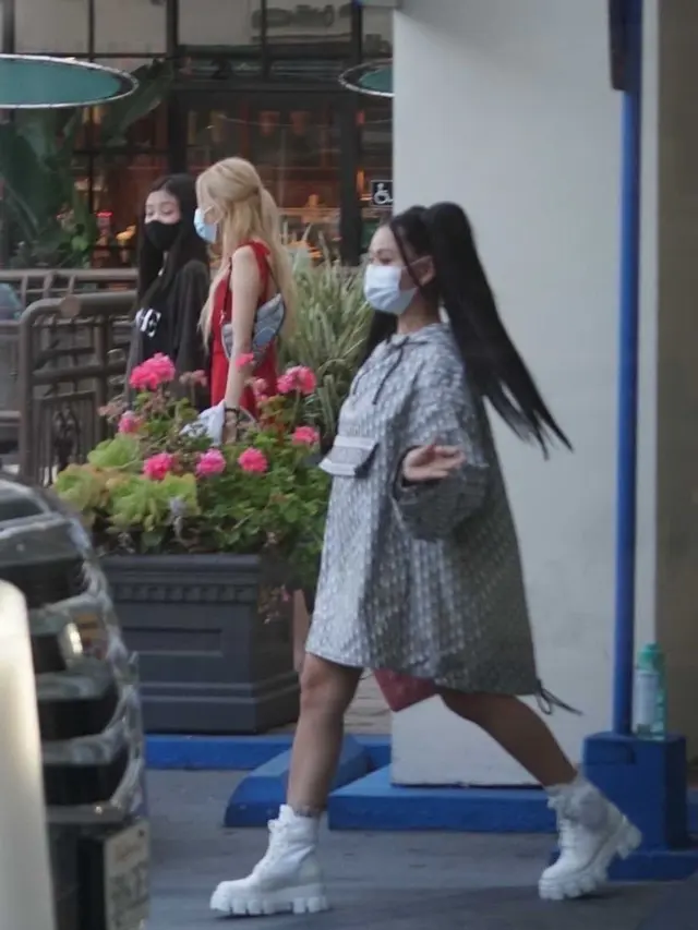 Bella Poarch - BLACKPINK